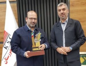 ✍️فرمانده حوزه مقاومت بسیج شهید بقایی از امین ابراهیمی مدیرعامل شرکت فولاد خوزستان تقدیر نمود