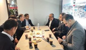 نشست مدیرعامل پتروشیمی بوعلی سینا با مدیران ارشد بانک تجارت و صادرات