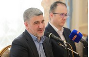 بازگشایی موفق بازار سهام را نباید به پای یک شخص یا گروه خاص نوشت + ویدئو
