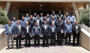تلاش و تعهد مجموعه مدیران و کارکنان پالایشگاه نفت امام خمینی(ره) شازند در تداوم تولید در ایام جنگ رمضان، شایسته قدردانی است
